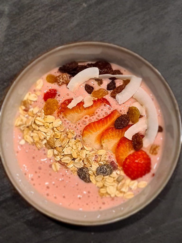 Aardbei smoothie bowl