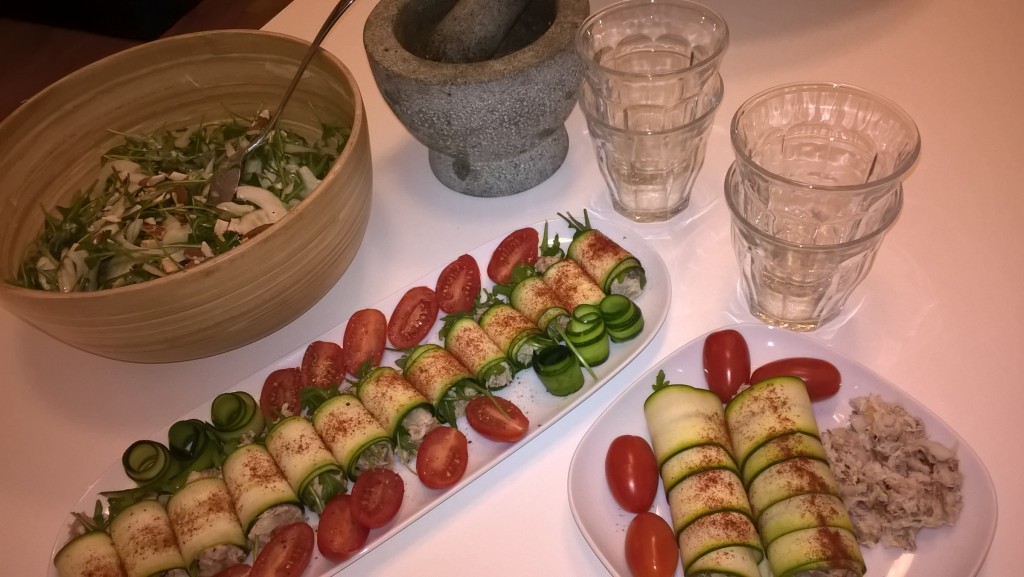 Courgetterolletjes met tonijn